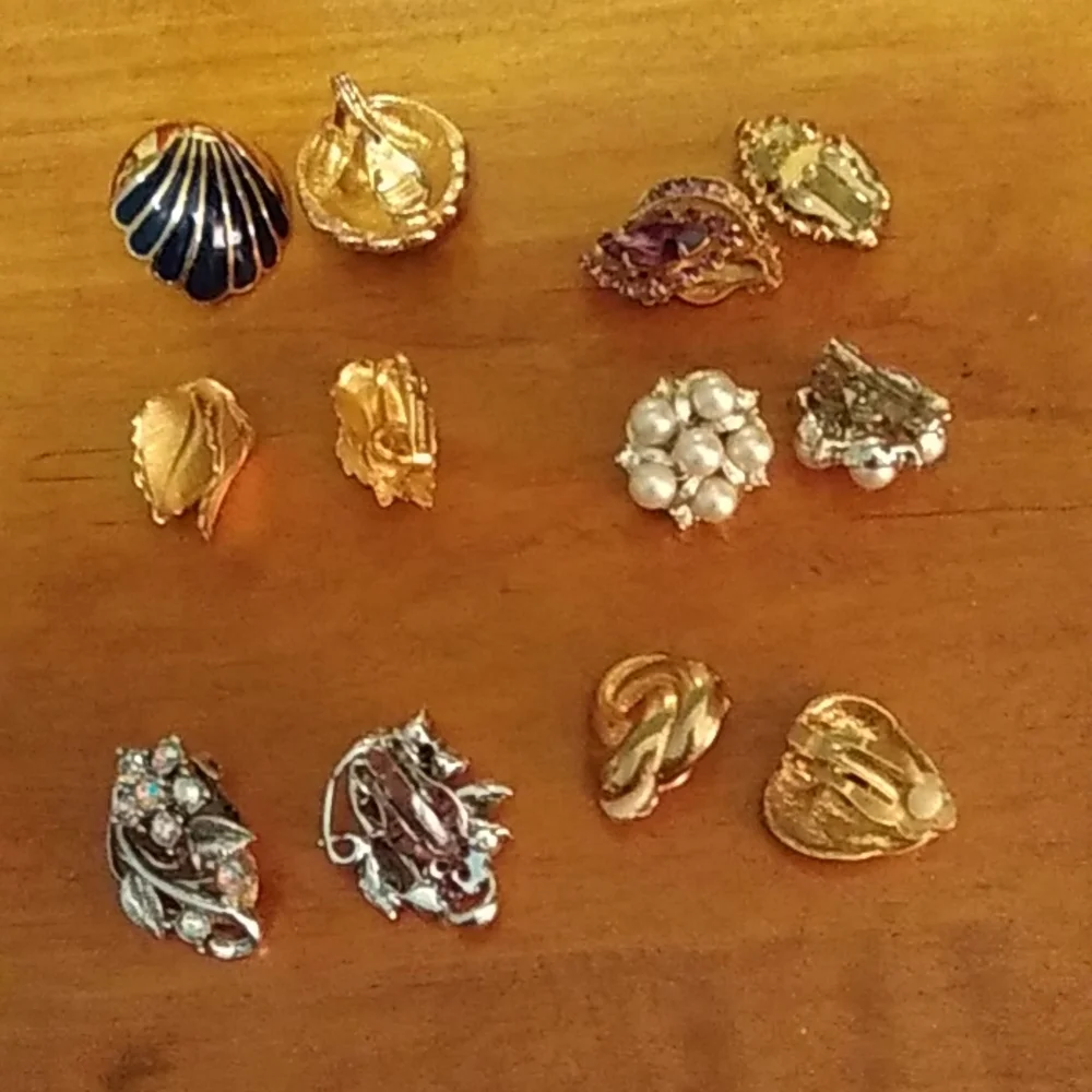 Clip Earring Bundle - Picture 1 of 7